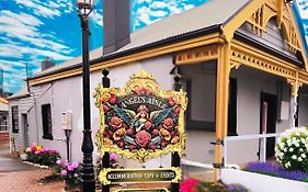 Angel'S Aisle Cottages & Cafe